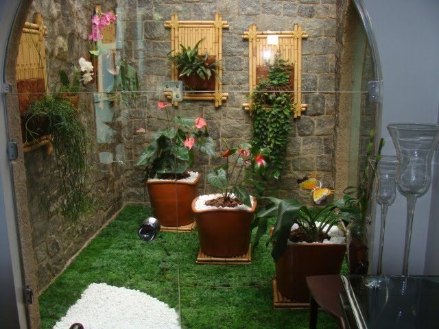 How to transform small spaces with synthetic grass