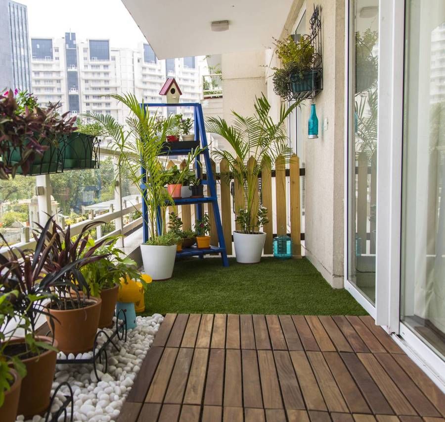 How to transform small spaces with synthetic grass